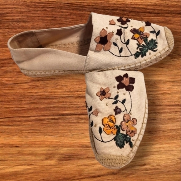 Tory Burch Floral flat Espadrilles - Picture 1 of 15